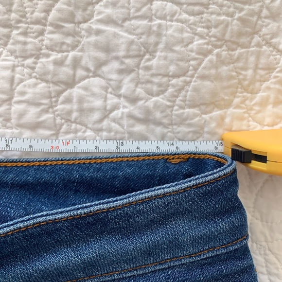 VGUC Joie mid-rise rolled skinny. Size 27. NOTE: These are not actually rolled. - Picture 6 of 8